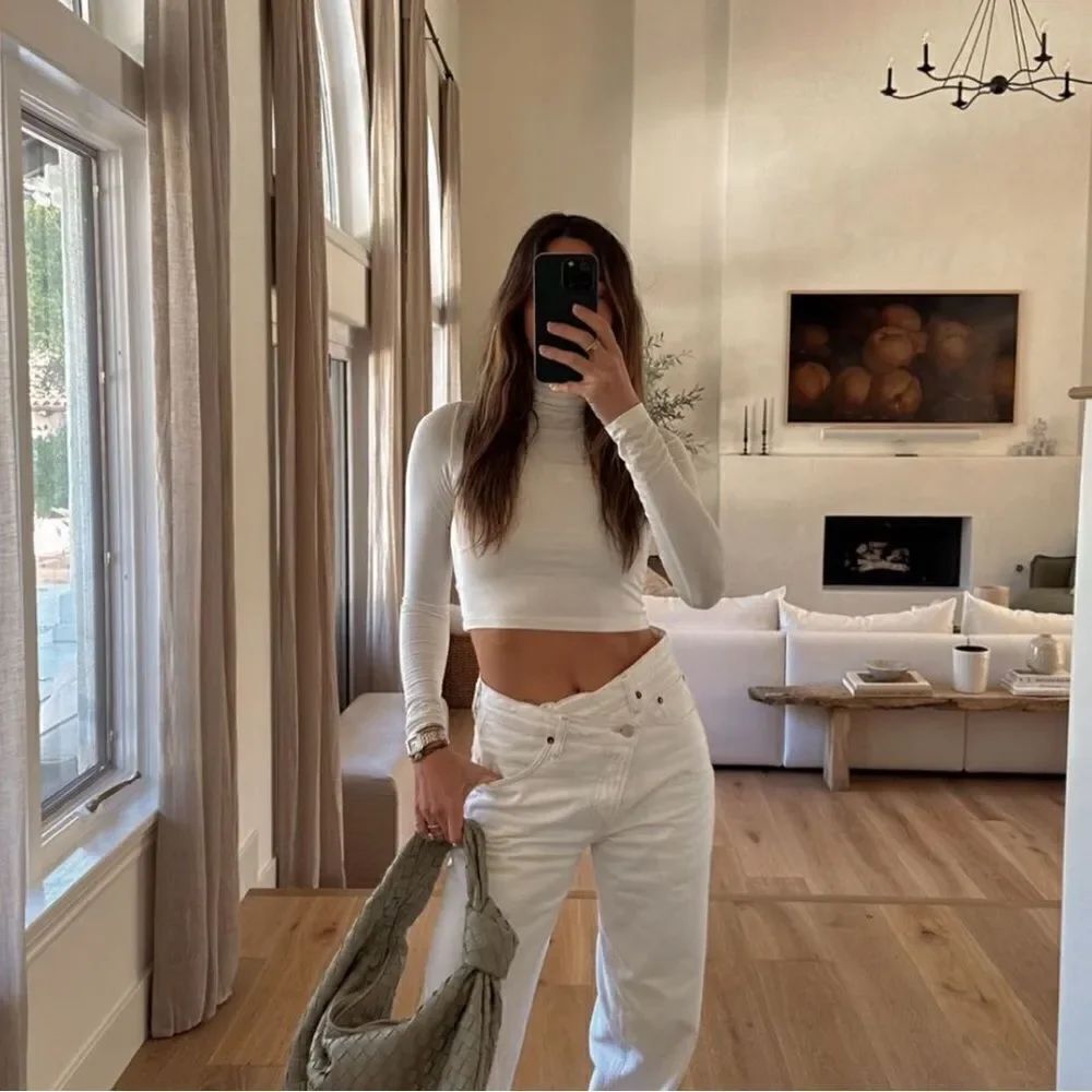 White mock neck crop top